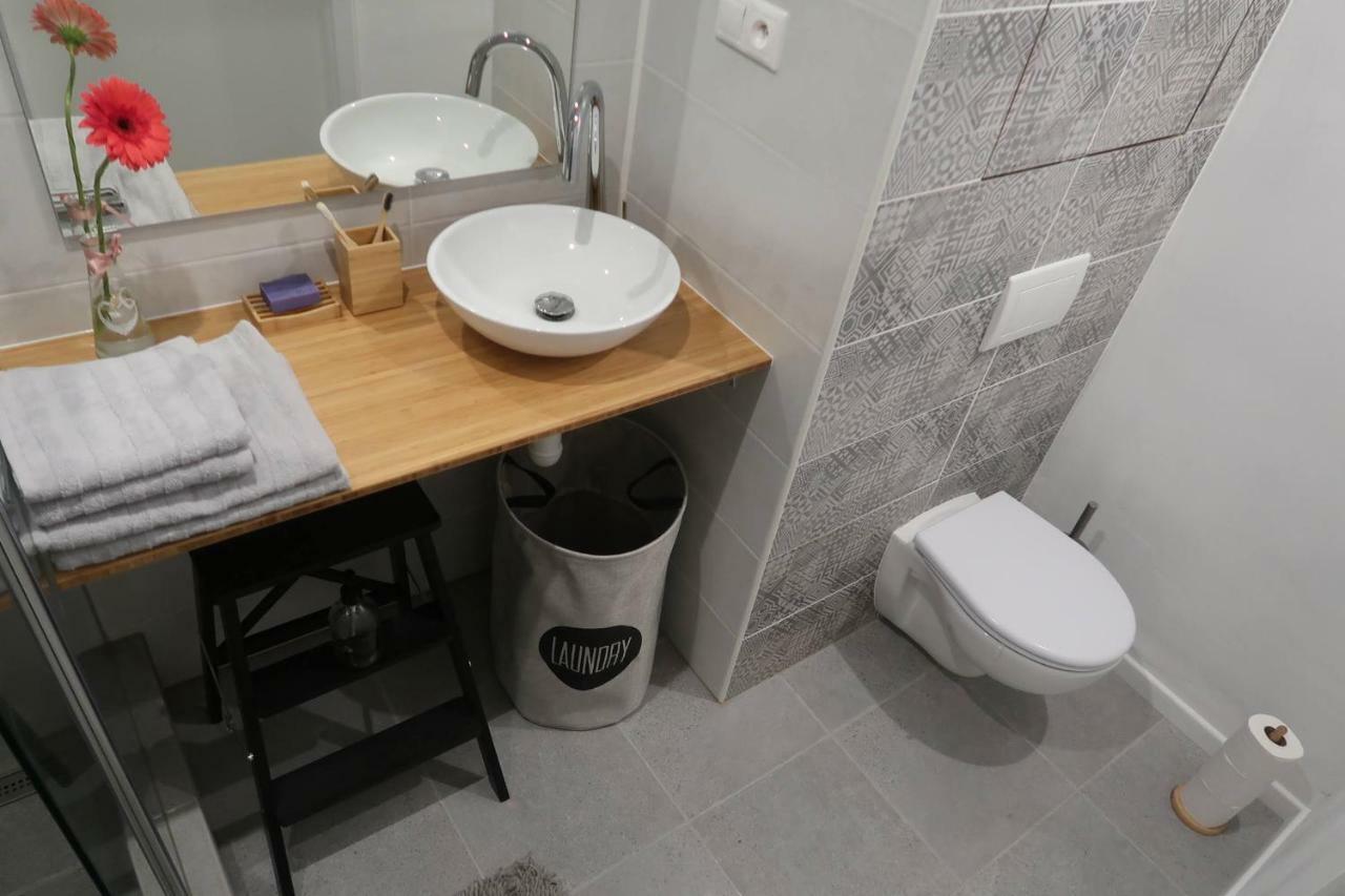 Hniezdo V Raji 1 - Luxurious Apartment 3 Min Walk To City Center Spišská Nová Ves Eksteriør billede