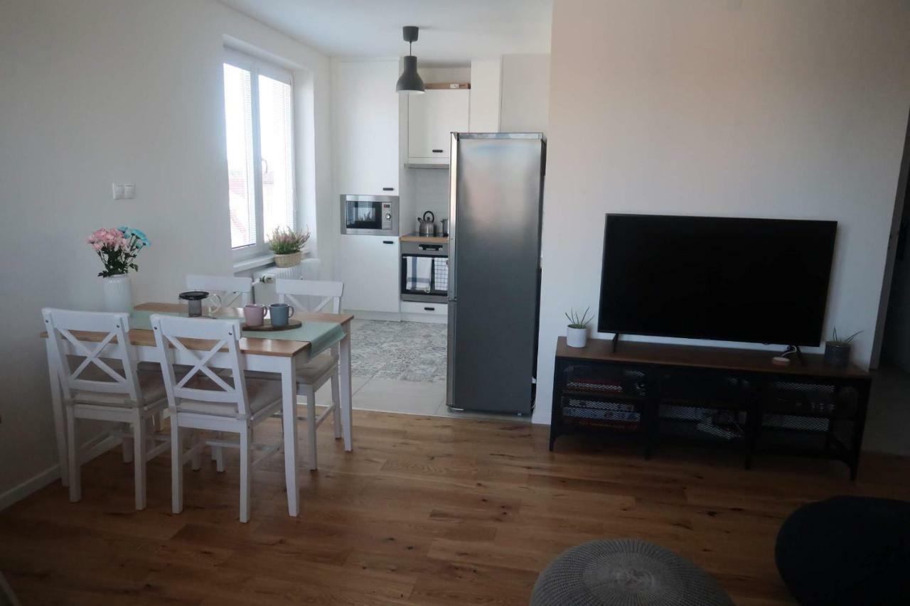 Hniezdo V Raji 1 - Luxurious Apartment 3 Min Walk To City Center Spišská Nová Ves Eksteriør billede